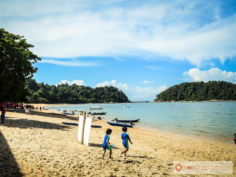 Mny Hotel & Resort Kampung Teluk Nipah Exterior photo