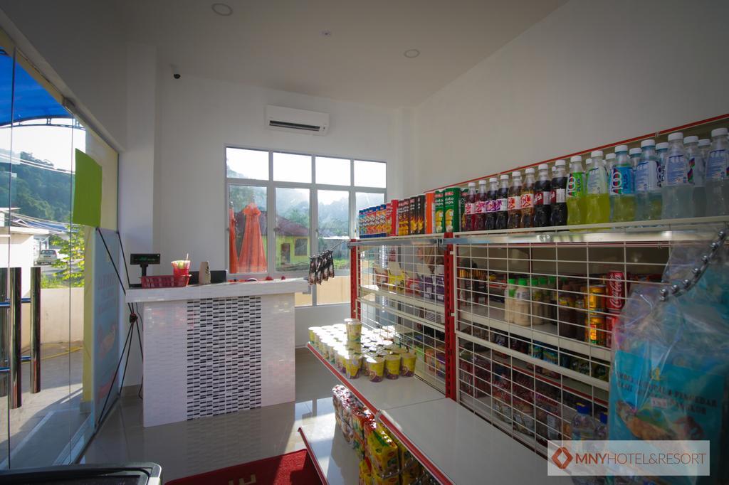 Mny Hotel & Resort Kampung Teluk Nipah Exterior photo